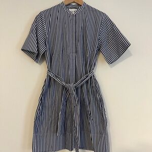 Barely worn Everlane dress!
